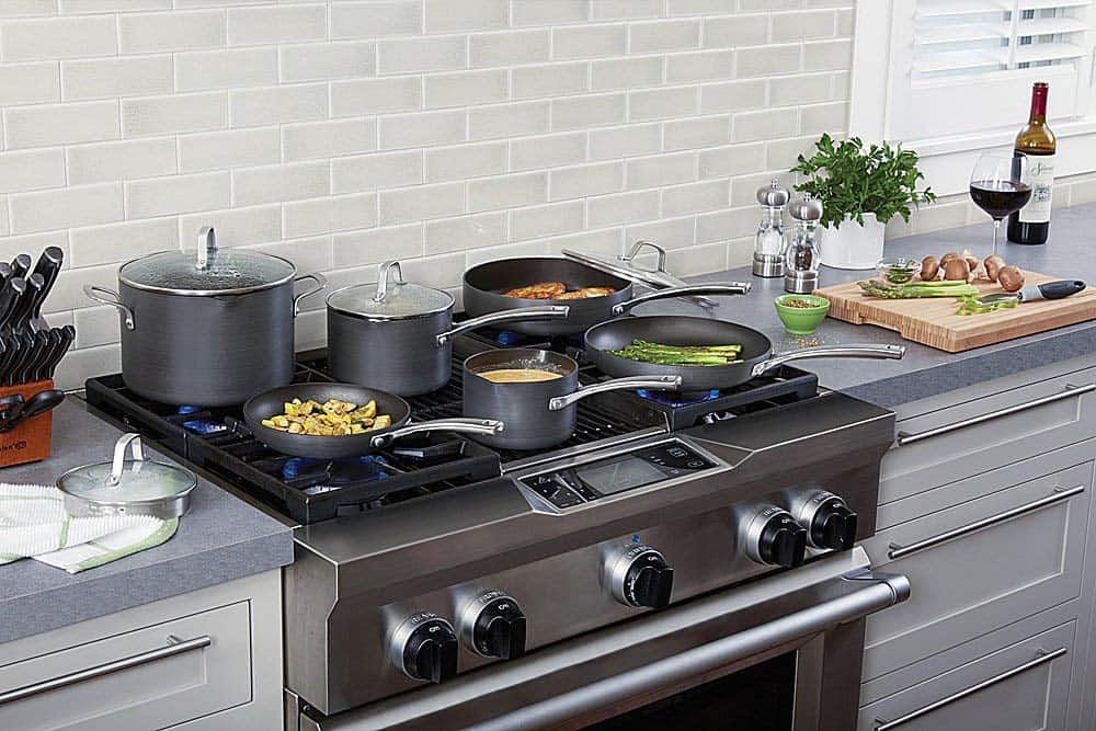 Top Reasons Great Chefs Get Addicted to Calphalon Cookware Set